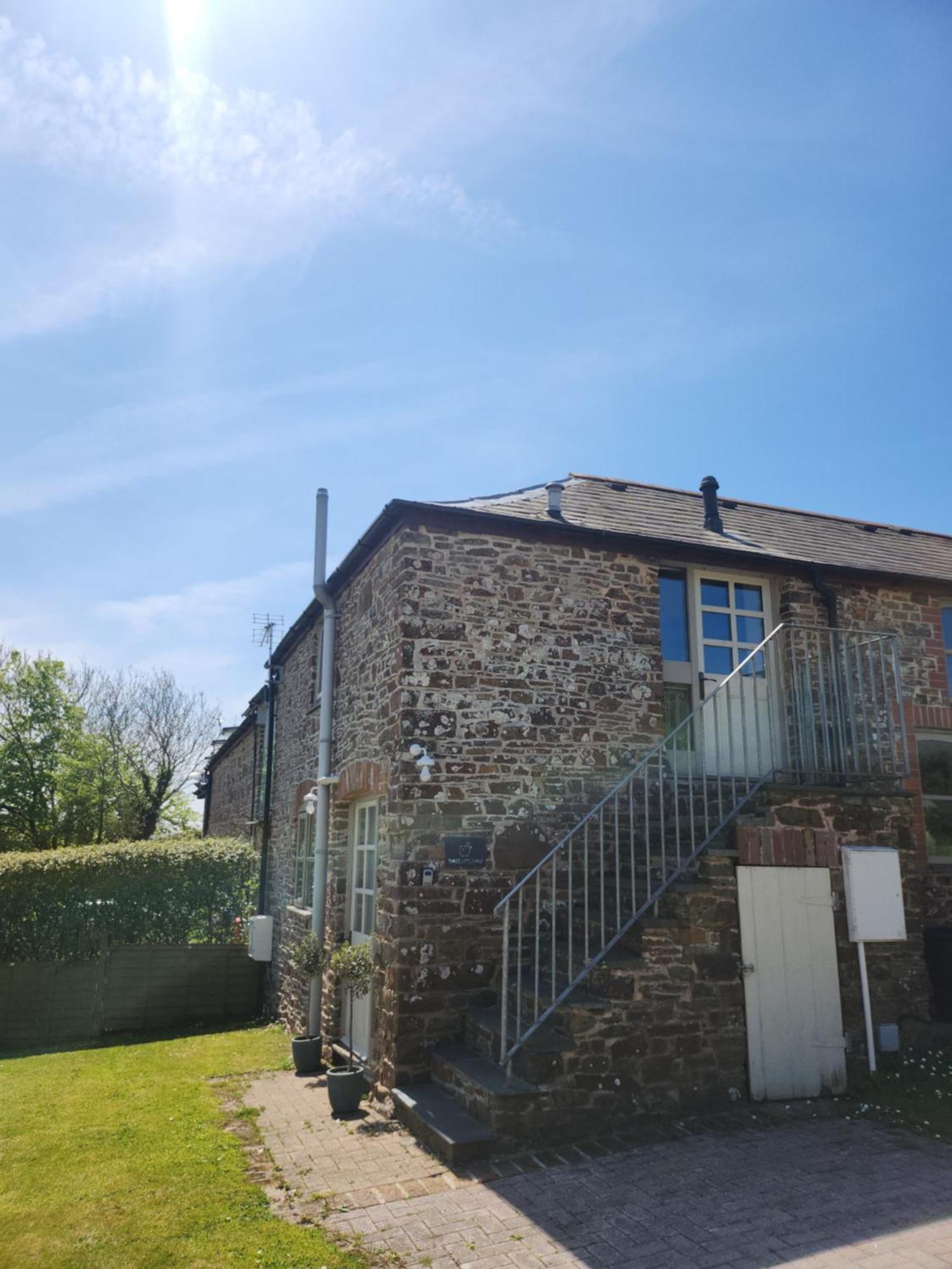 Three Little Pigs Villa Bude Exterior photo